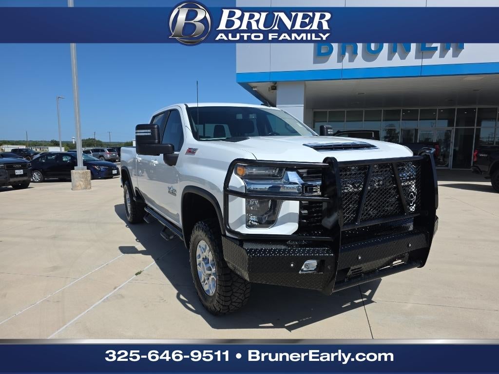 2020 Chevrolet Silverado LT in Summit White — front three-quarter view