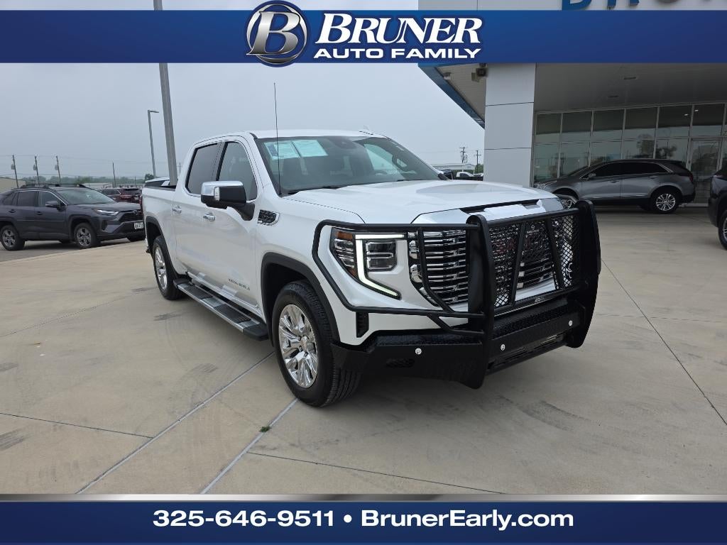 2022 GMC Sierra Denali in White Frost Tricoat — front three-quarter view